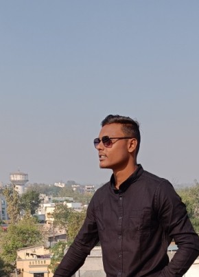 Rahul Shah, 22, India, Surat