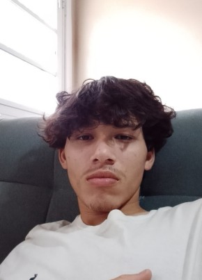 Isaías из Curitiba 20 лет