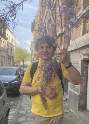 Konstantin из Huizen 56 лет