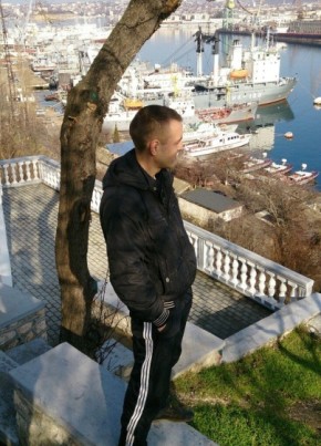 Владимир, 36, Россия, Керчь