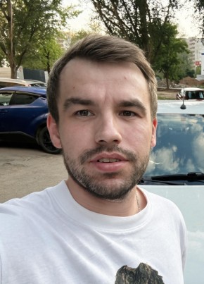 Руслан из Луганска 27 лет