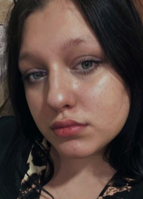 Света из Донецка 19 лет