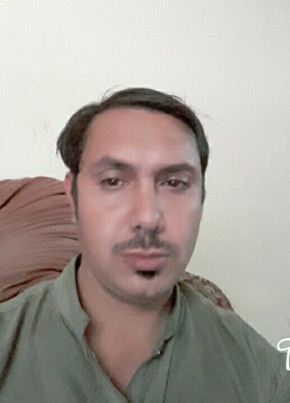 Farrukh Mahmood , 41, پاکستان, اسلام آباد