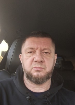 Дима из Санкт-Петербурга 46 лет