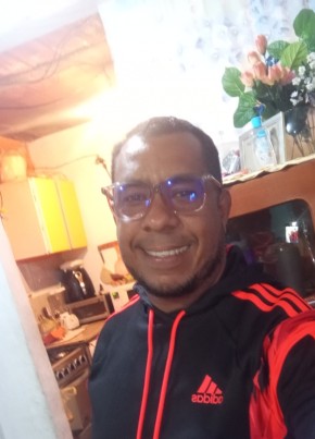 Deivis из La Dolorita 43 года
