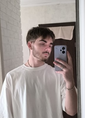 Matvei Nacuk из Нижнекамска 19 лет