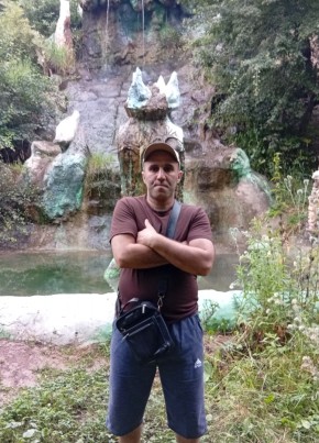 Мушфиг из Калининграда 44 года