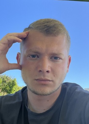 Андрей из Гусева 32 года