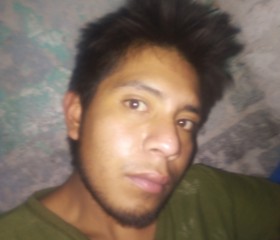Ángel, 18, Mexico City