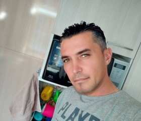 Tima Tim, 47, Navoiy
