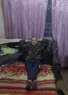Вадим, 41, Россия, Красновишерск