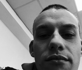 Irakli, 19, Tbilisi