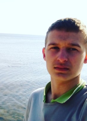 Артем, 23, Україна, Горностаївка