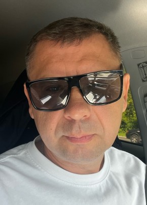 Дмитрий из Брянска 48 лет