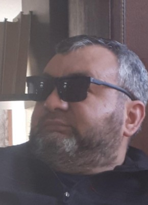 Рафаэль из Жуковския 47 лет