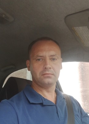 Евгений из Омска 44 года