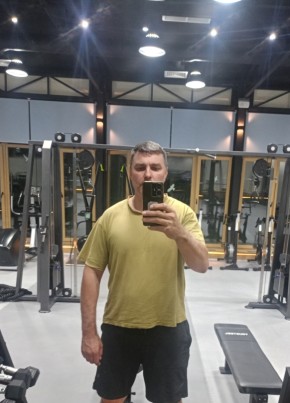 Геннадий из Москвы 45 лет