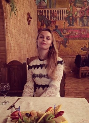 Александра, 29, Россия, Москва