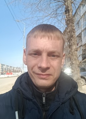 Илья Смирнов из Соликамска 36 лет