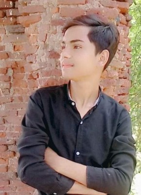 Asad, 18, Pakistan, Lahore
