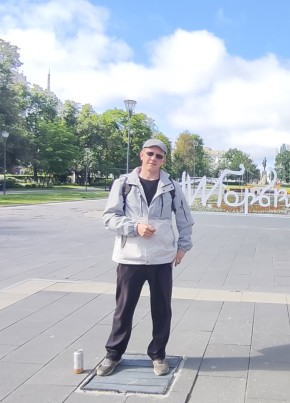 Михаил из Выксы 43 года