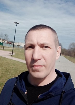 Виктор, 42, Россия, Сокол