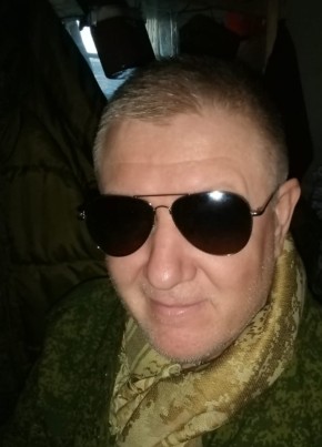Виктор, 60, Россия, Советский