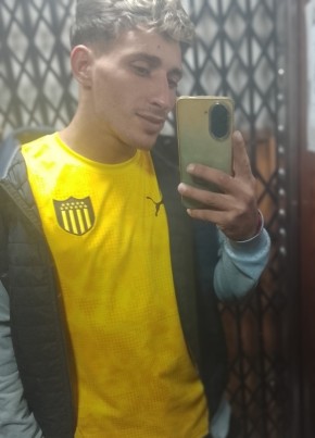 Kevin из Montevideo 24 года