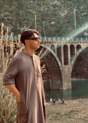 Oussama из Skikda 20 лет