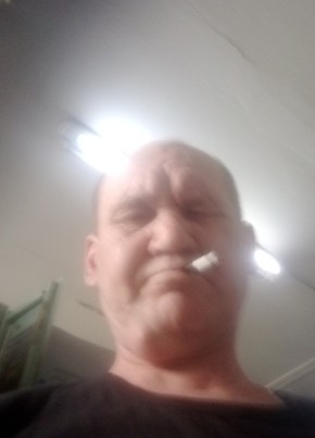 Сергей из Новотроицка 20 лет