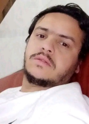 Ayoub 22 из Tlemcen 28 лет