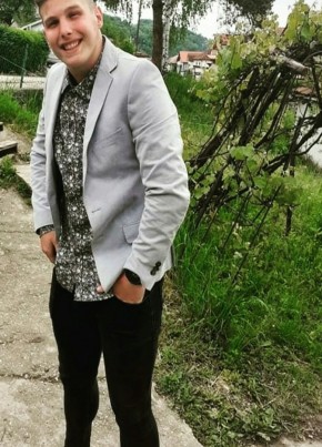 Emin, 24, Bosna i Hercegovina, Tuzla