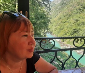 Irina, 60, Saint Petersburg