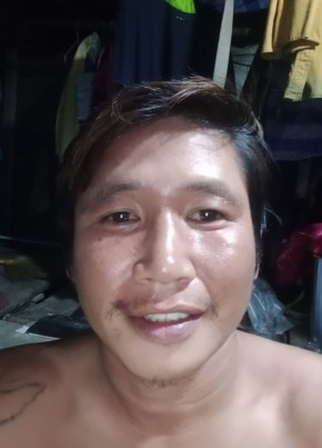 ดุย เต่าทอง, 37, ราชอาณาจักรไทย, สุโขทัย