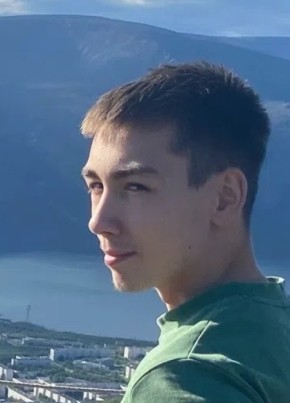 Алексей из Апатиты 18 лет