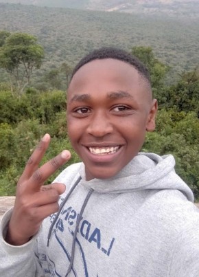 James Maingi из Nairobi 18 лет
