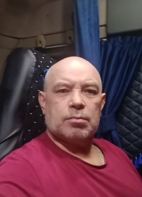 Олег Сабанцев из Соликамска 53 года