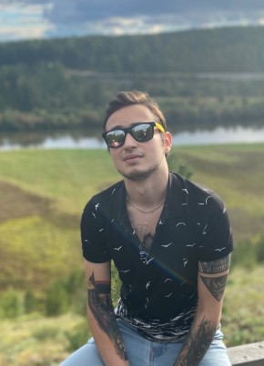 Алексей из Первоуральска 32 года