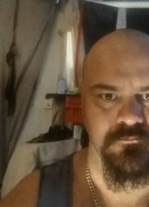 Tim, 37, Australia, Logan City