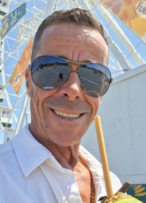 António из Porto 55 лет