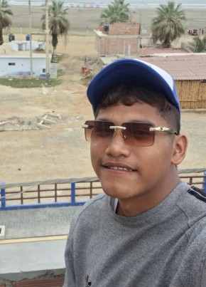 Alex из Trujillo 18 лет