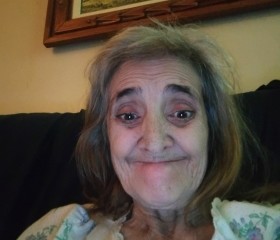 Carolyn, 18, Montreal