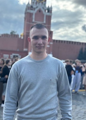 Даня из Казани 22 года