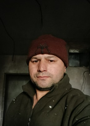 Махмадчон из Якутска 38 лет