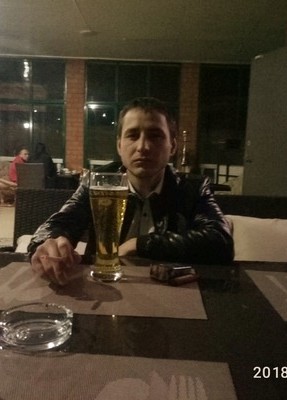 Денис, 37, Россия, Усть-Лабинск