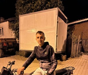 Emin, 18, Canakkale