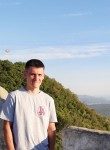 Maksim, 32, Yekaterinburg