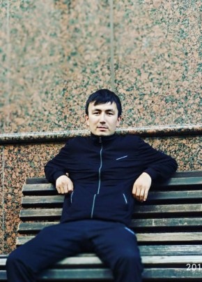 Тилек Мансуров из Бишкека 34 года