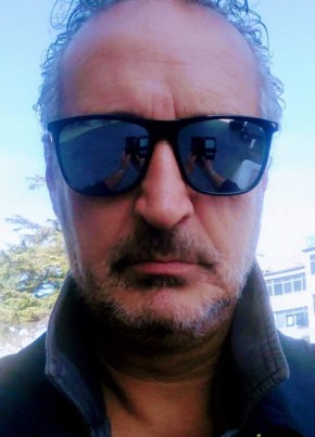 Vincenzo, 62, Repubblica Italiana, Salerno