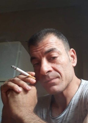 Kinan, 43, الجمهورية العربية السورية, السلمية